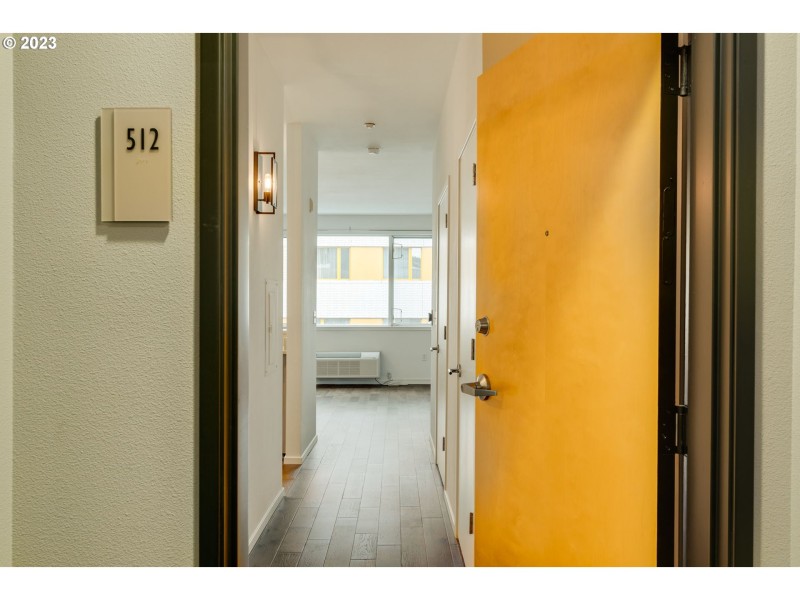 Entrance/Foyer