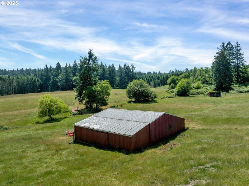 Barn