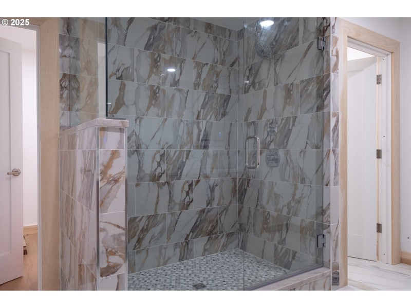 Owner's Suite Bathroom