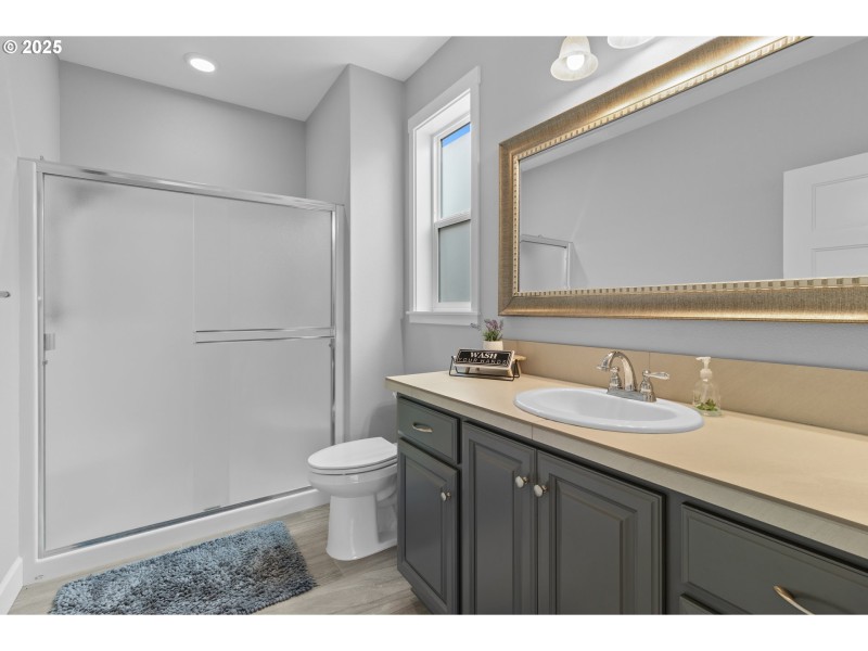 Bathroom, Attached