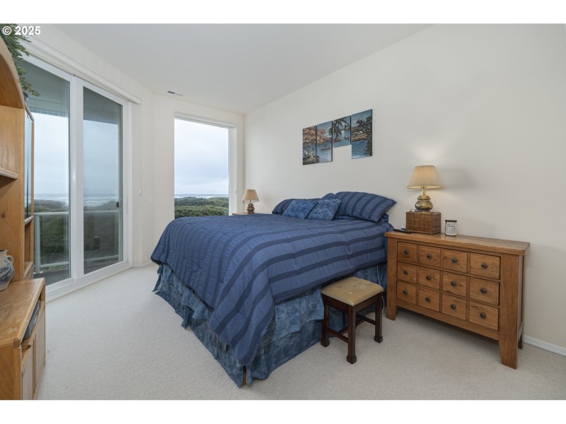 Bedroom, Owner's Suite