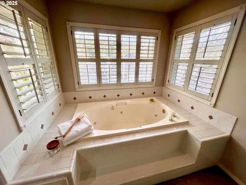 Jacuzzi