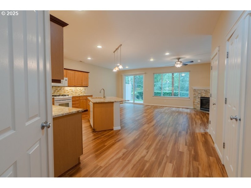 Kitchen/Living Room