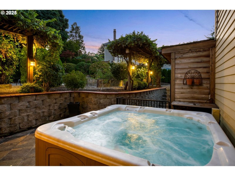 Hot Tub