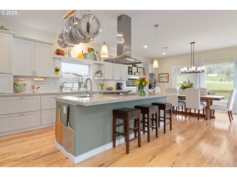 Kitchen/Living Room