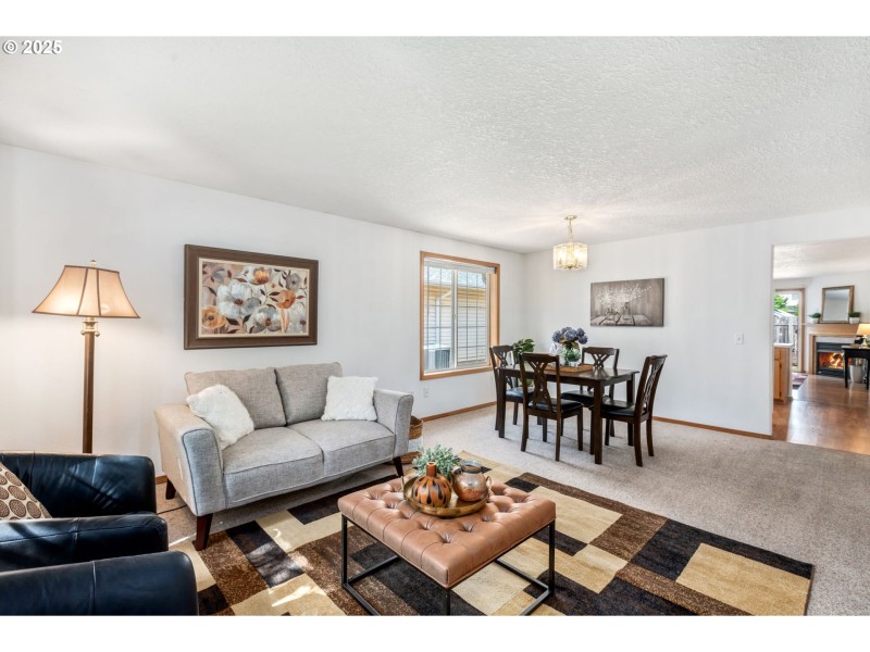 Living Room/Dining Room
