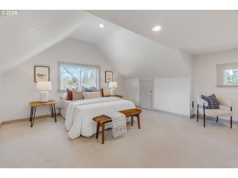 Bedroom, Owner's Suite