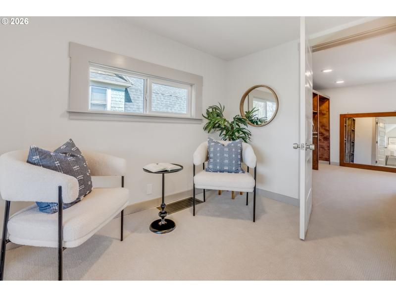 Bedroom, Owner's Suite