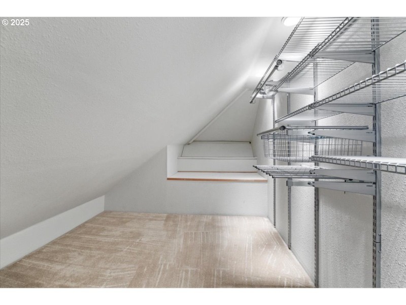 Bedroom, Primary