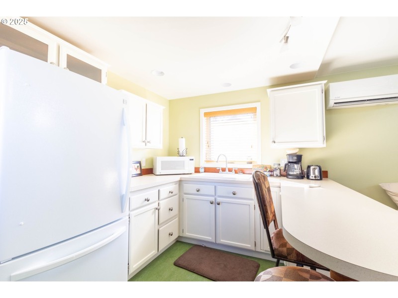 Guest Quarters