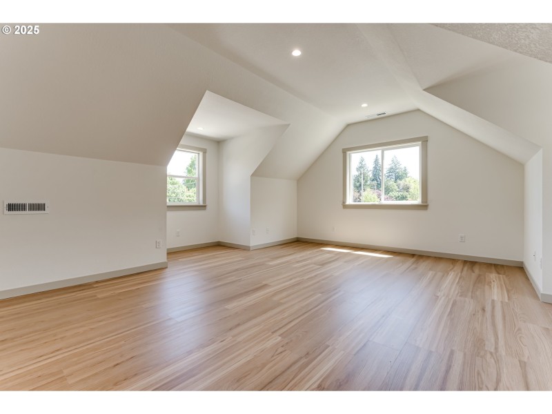 Bonus Room