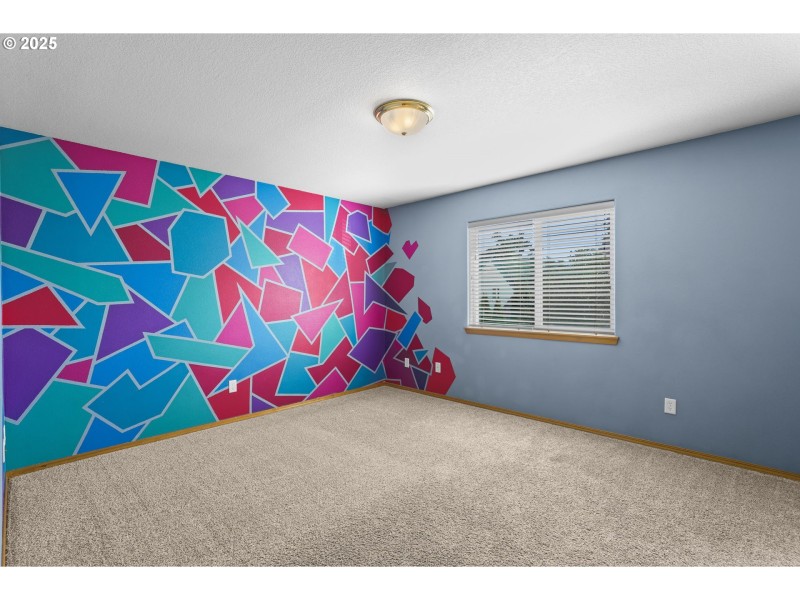 Bedroom, Primary
