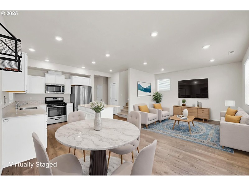 Kitchen/Living Room