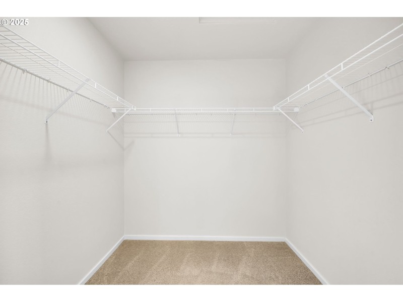 Bedroom, Primary