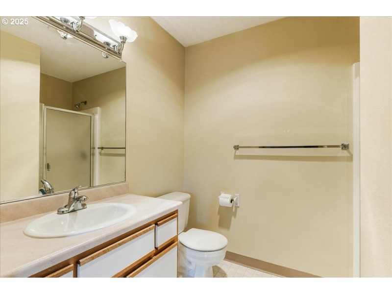 Bathroom, Attached