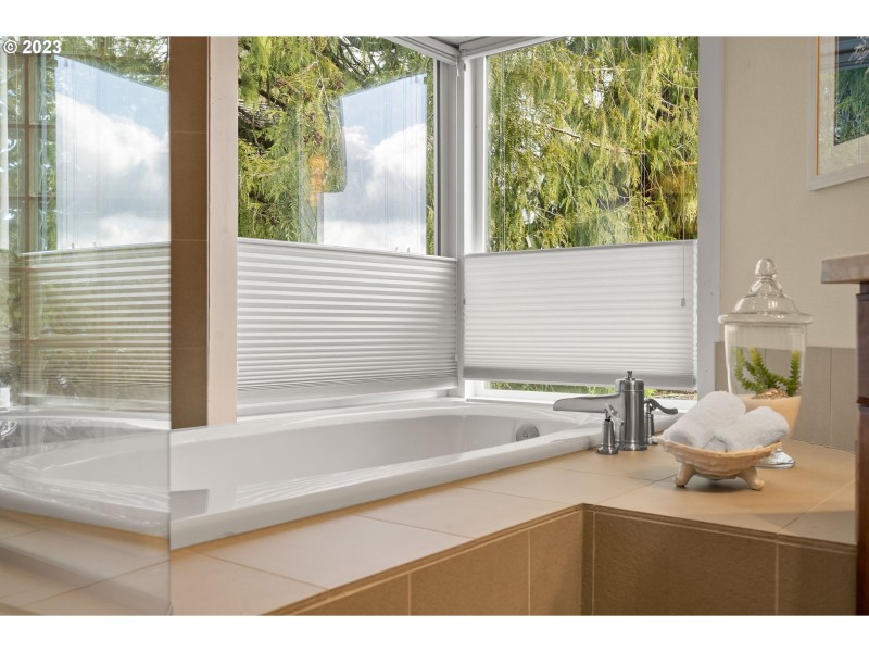 Bathroom, Attached