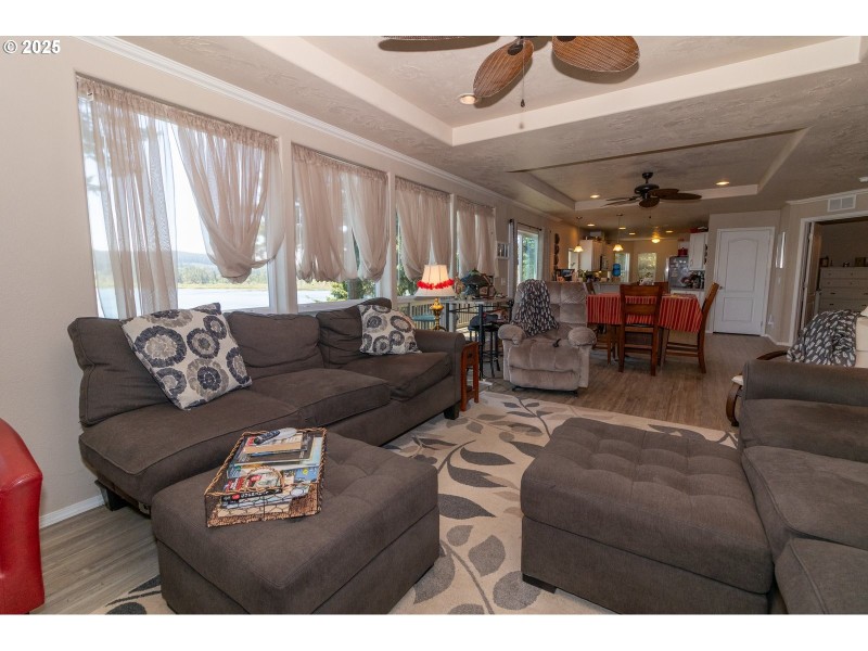 Living Room/Dining Room