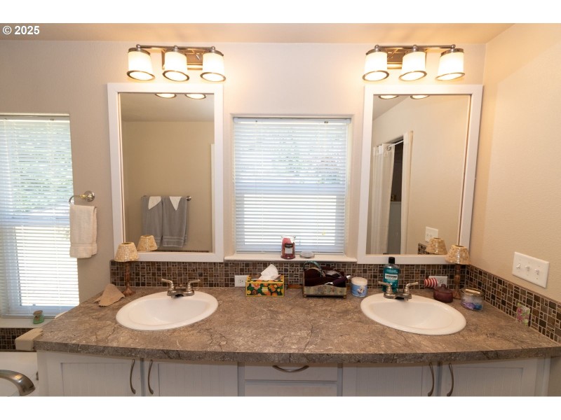 Bathroom, Attached