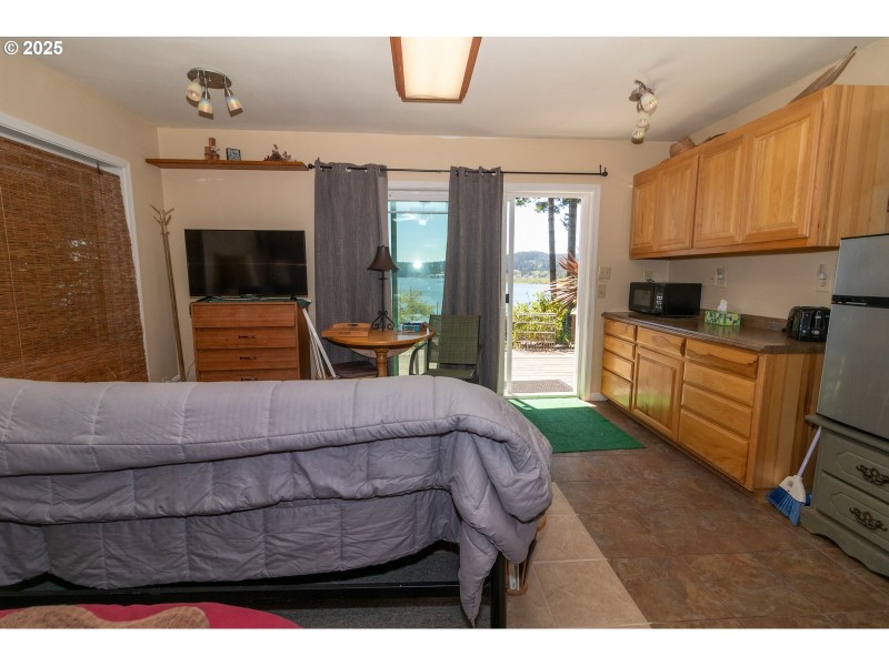 Guest Quarters