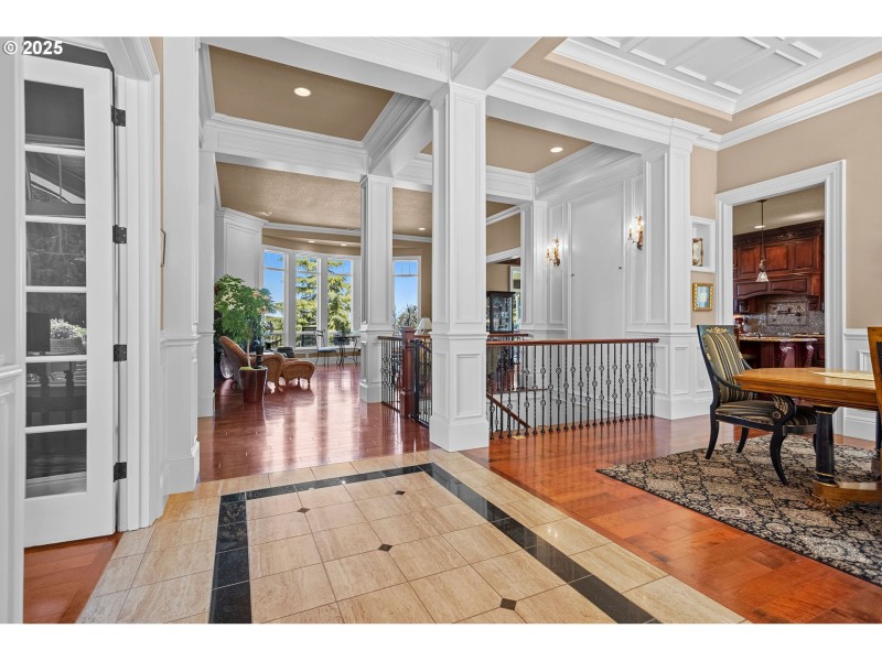 Entrance/Foyer