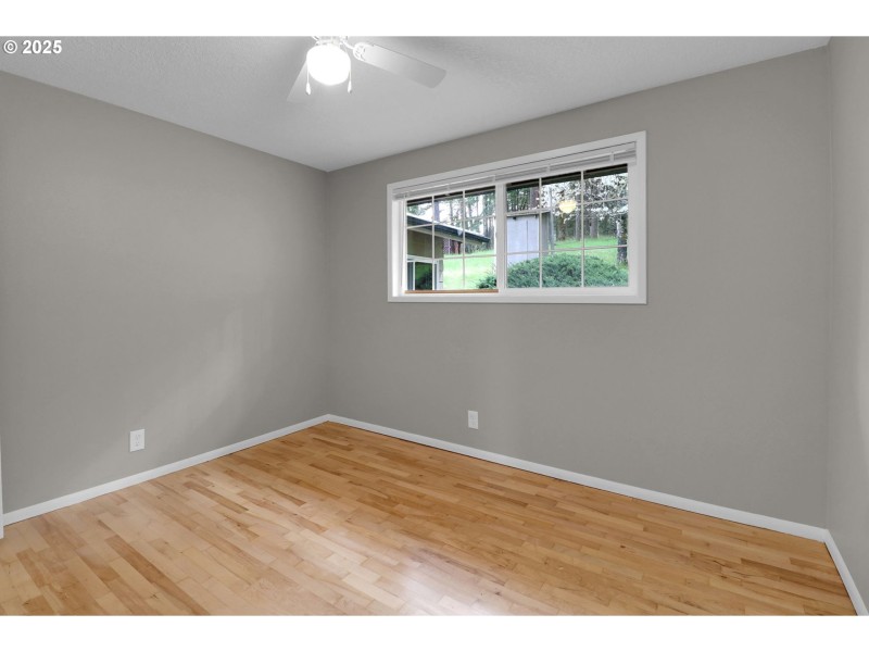 Bedroom, Primary