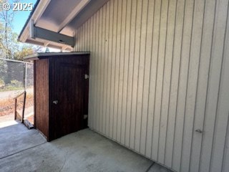 Shed