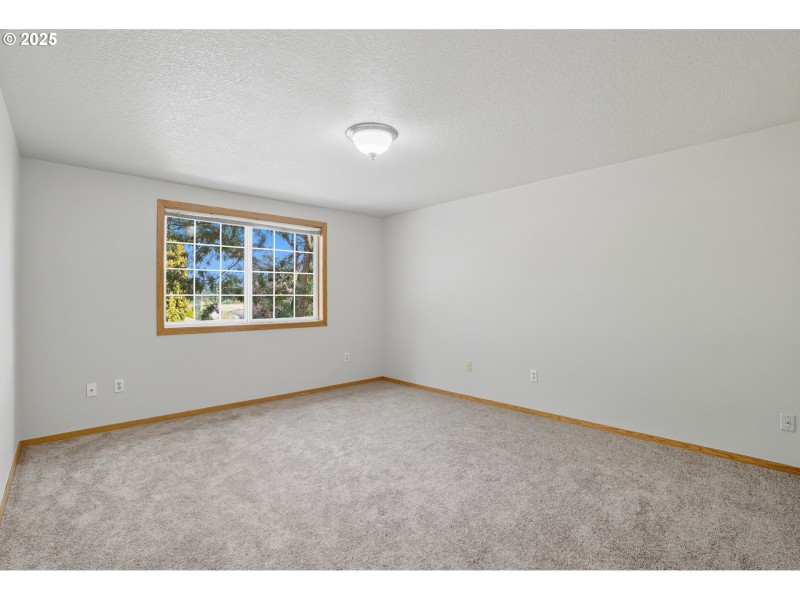 Bedroom, Primary