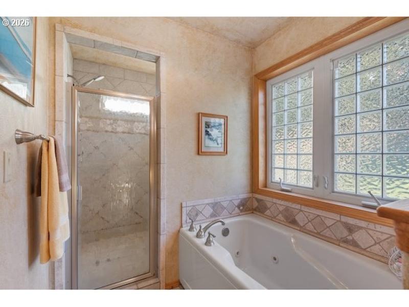 Owner's Suite Bathroom