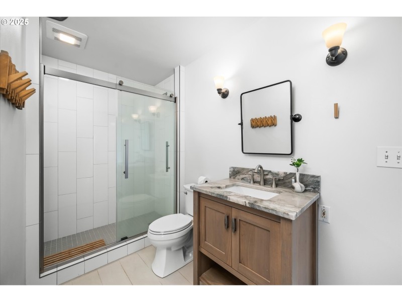 Owner's Suite Bathroom