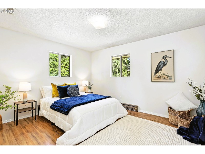 Bedroom, Primary