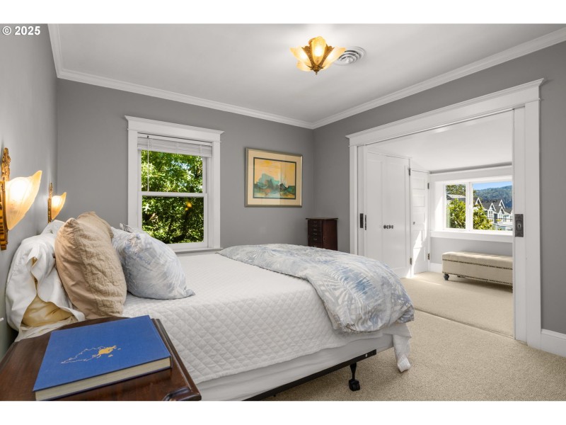 Bedroom, Owner's Suite