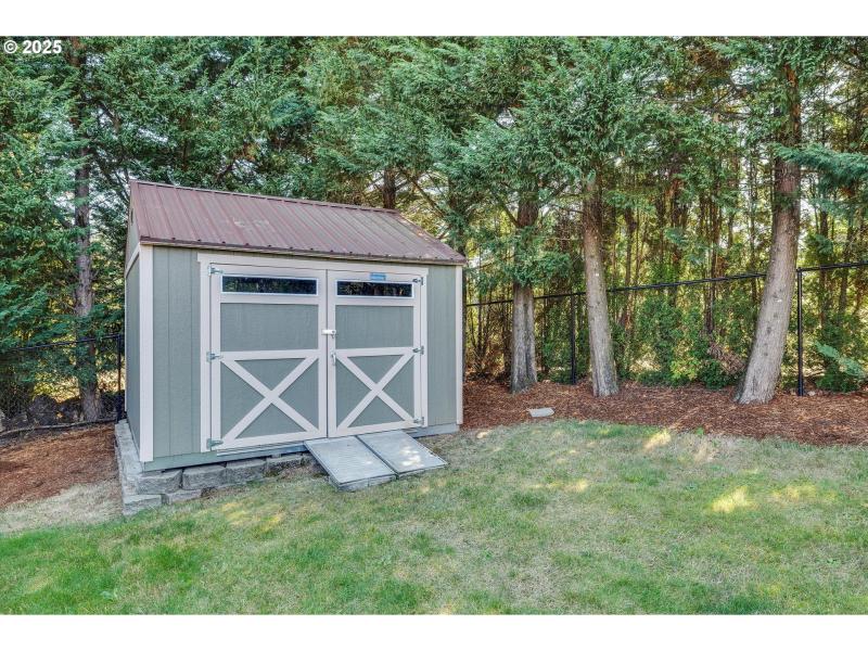 Shed