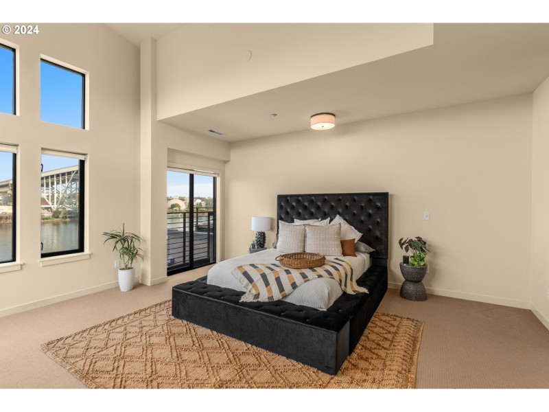 Bedroom, Primary
