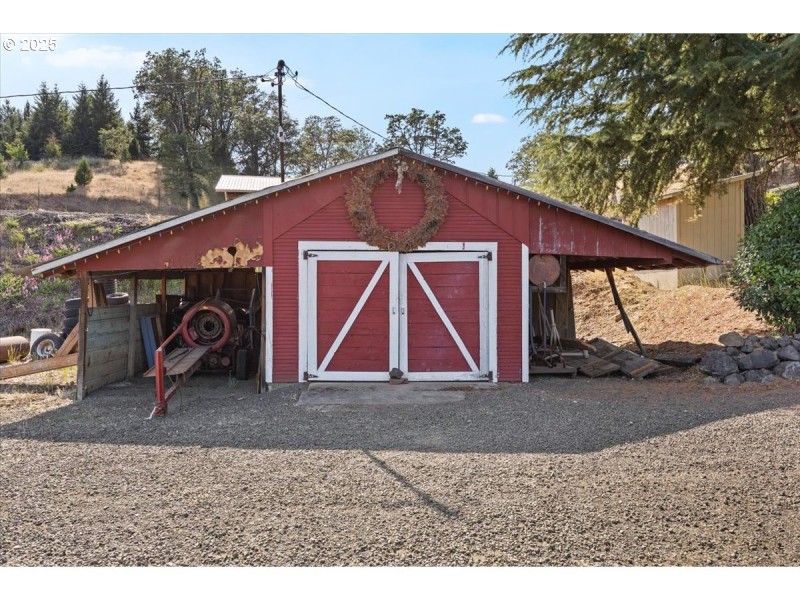 Barn