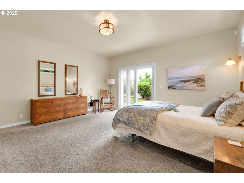 Bedroom, Owner's Suite