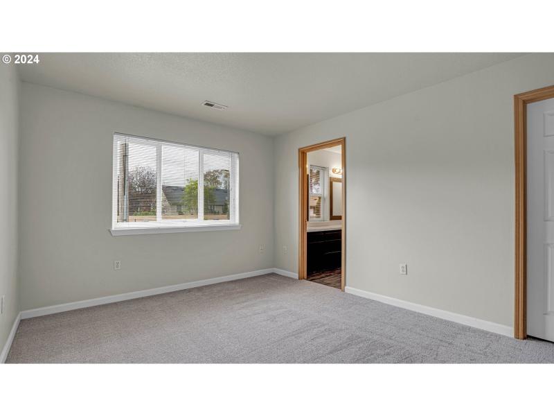 Owner's Suite Bathroom