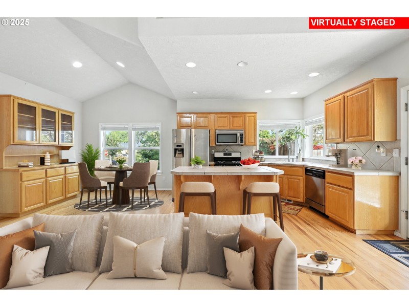 Kitchen/Living Room