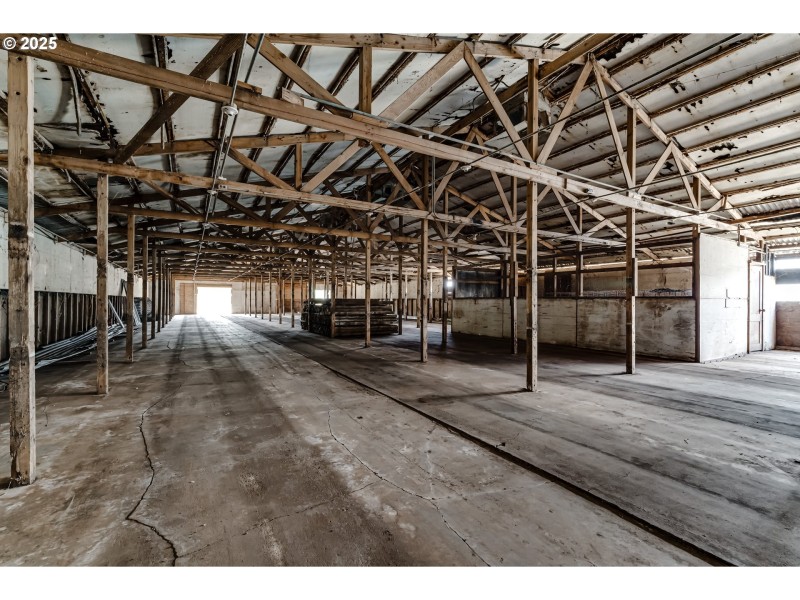 Barn