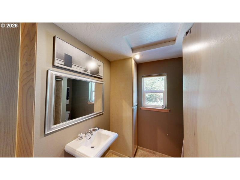Bathroom, Attached