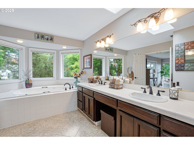 Bathroom, Attached