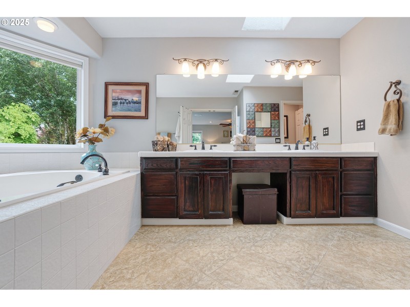 Bathroom, Attached