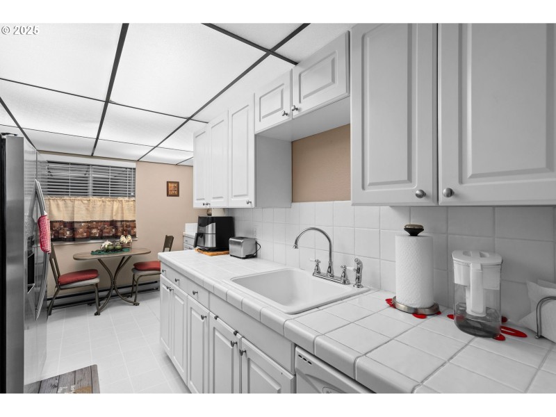 Kitchen/Nook