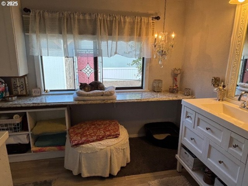 Bathroom, Attached