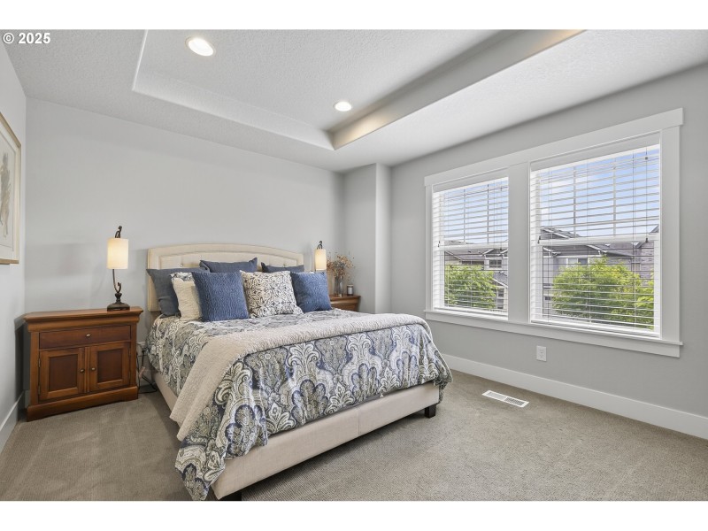 Bedroom, Primary