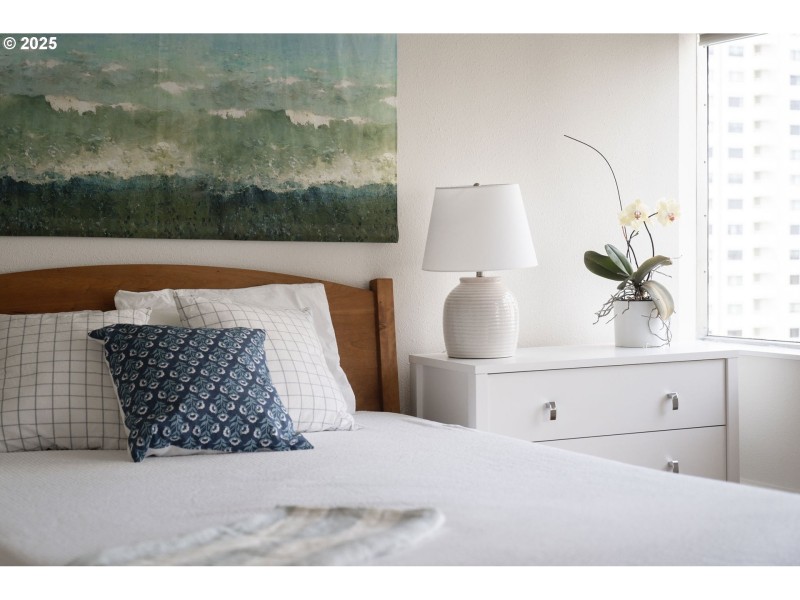 Bedroom, Primary