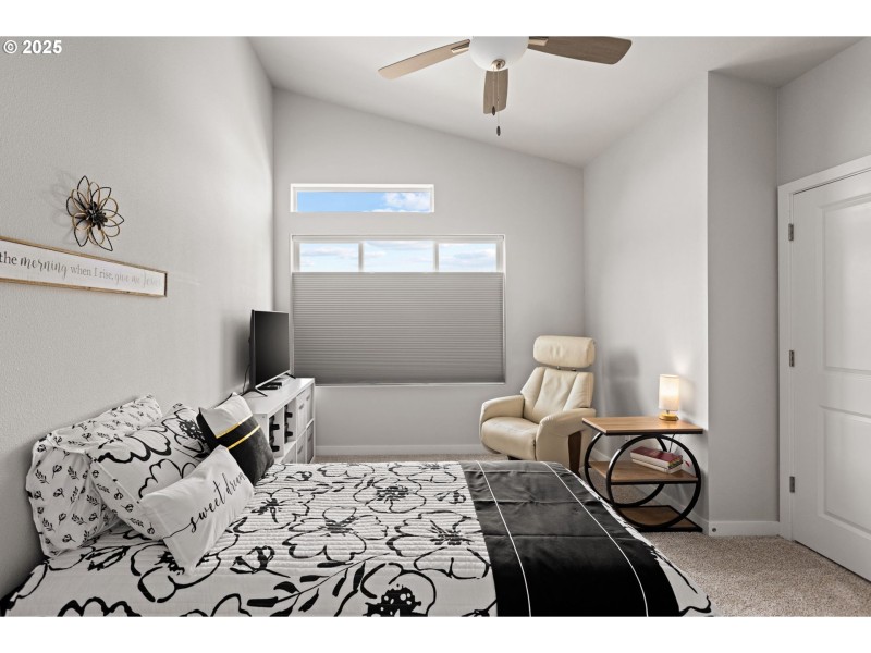 Bedroom, Primary