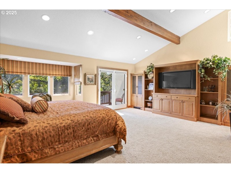 Bedroom, Owner's Suite
