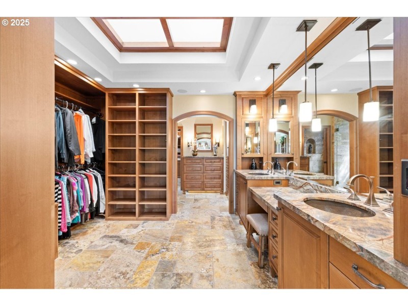 Owner's Suite Bathroom