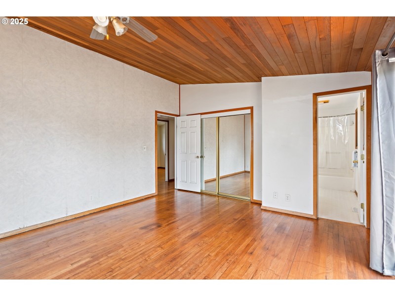 Owner's Suite Bedroom