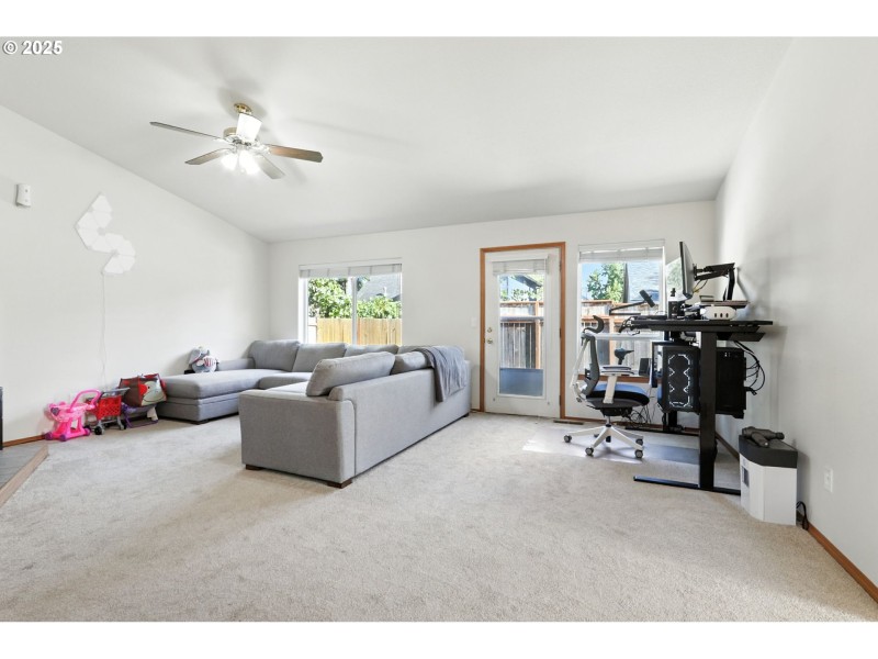 Living Room/Dining Room
